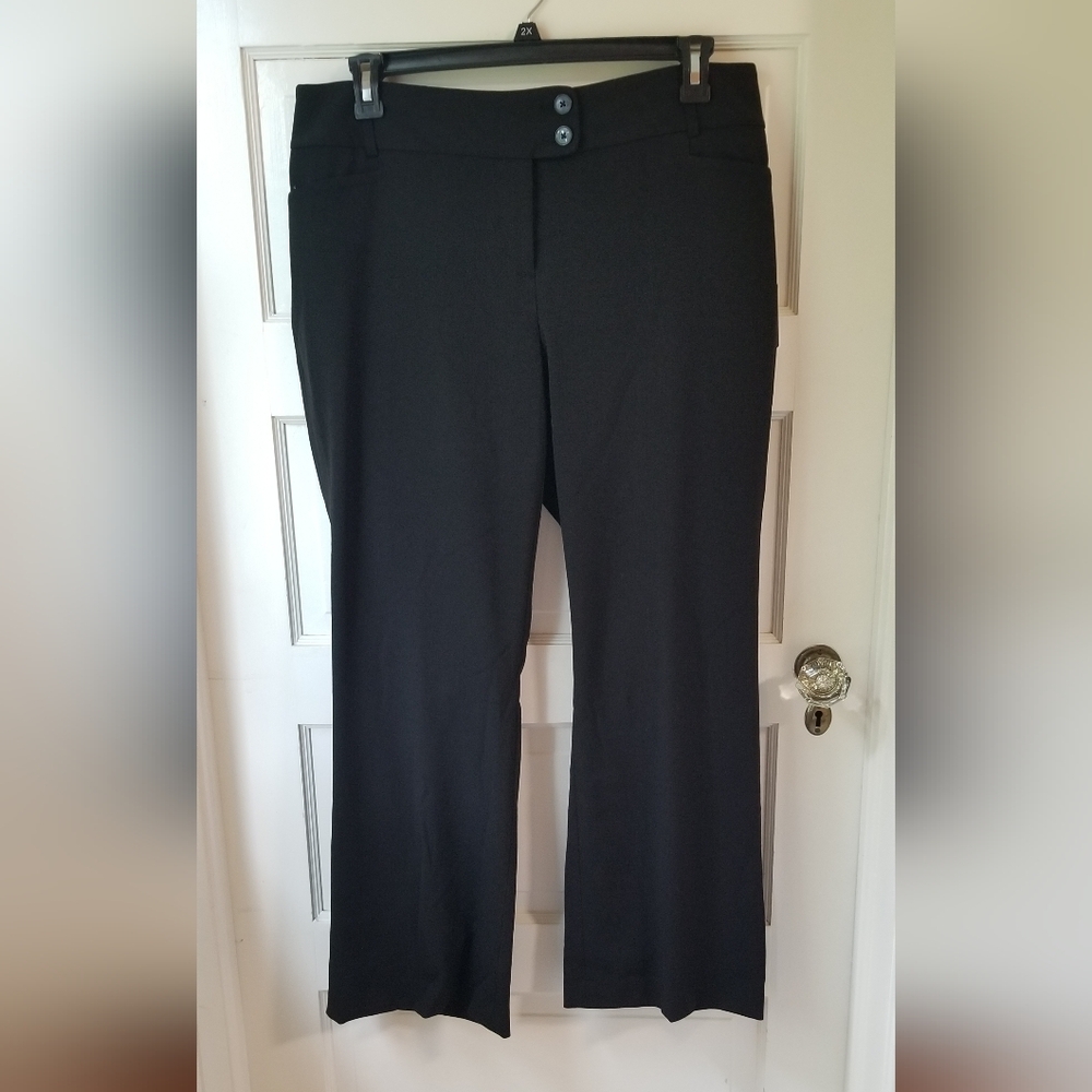 NWT Rafaella Curvy Dress Black Pants Size 14P with straight legs.